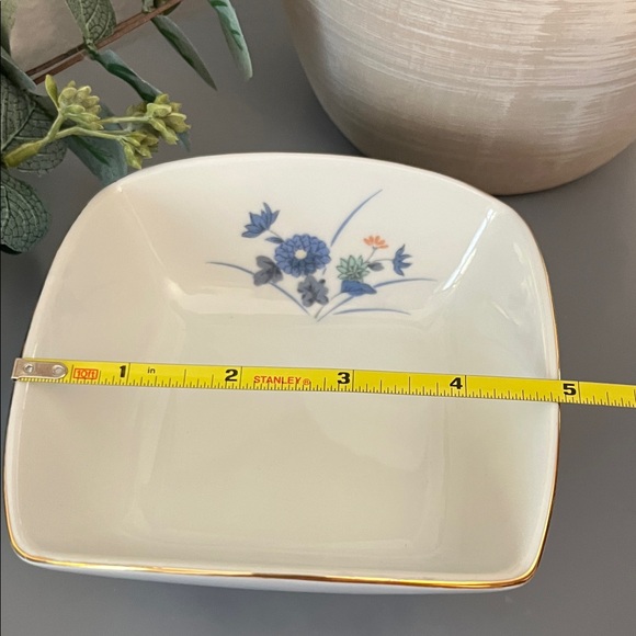 Vintage Floral Candy/Trinket Dish Made in Japan - Picture 7 of 8